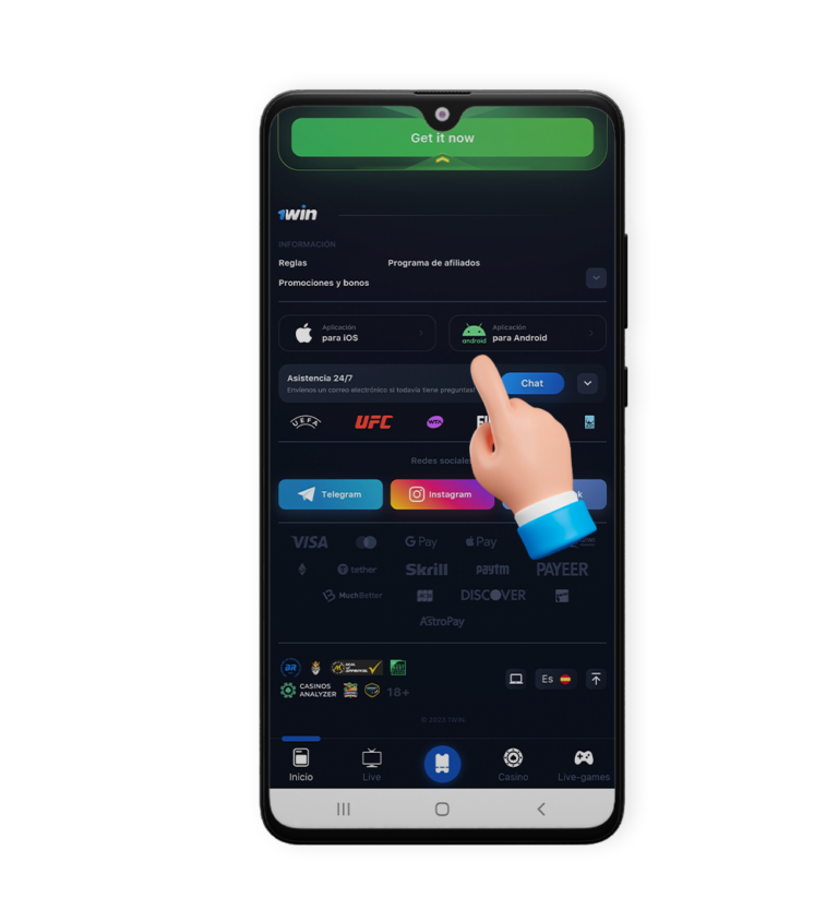 Accede a la web oficial de 1win utilizando tu navegador y en la parte inferior de la página pulsa descargar para android, paso 1